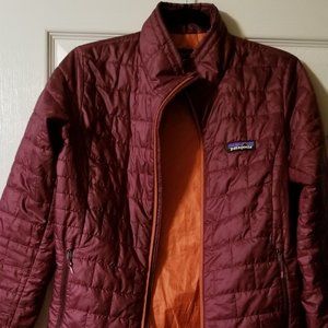 PATAGONIA, WORN WEAR, WOMENS JACKET, SIZE S, BURGUNDY/ORANGE, WITH BROKEN ZIPPER